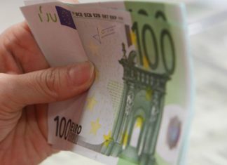 Eurobank: Πώληση κόκκινων δανείων στην Intrum Justitia