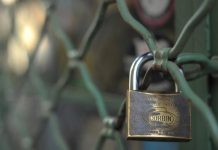 Κλειστά, το 85% των καταστημάτων την Κυριακή 7-5-2017, λέει η ΕΣΕΕ