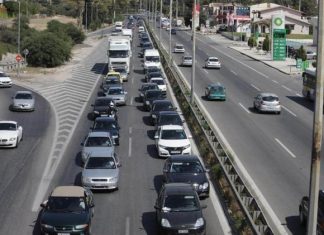 Απαγόρευση κίνησης φορτηγών από σήμερα Μεγάλη Πέμπτη