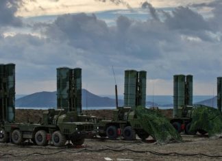 Συμφωνία Ρωσίας – Τουρκίας για αγορά πυραύλων S-400 (video)