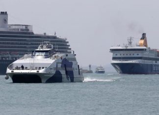 Απεργία ΠΝΟ – Χωρίς πλοία την Πρωτομαγιά 1-5-2017