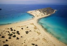 Διακοπές στην Ελλάδα προτείνει συντάκτης του CNN