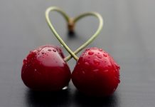 Κάθε πέρυσι και καλύτερα, λένε οι κερασοπαραγωγοί της Πέλλας