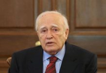 Εξιτήριο πήρε από το Μετροπόλιταν ο Κάρολος Παπούλιας