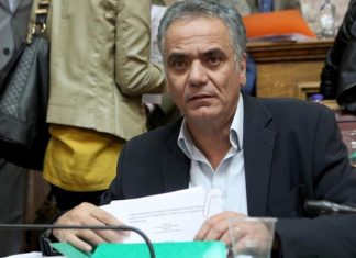 Διήμερη επίσκεψη Σκουρλέτη στη Μόσχα