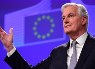 Μπαρνιέ: Να αποφασίσει το Λονδίνο τι είδους σχέση θέλει την ΕΕ μετά το Brexit