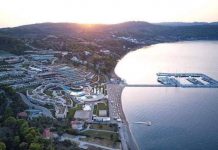 Κατατέθηκε η τροπολογία για τον φόρο διαμονής στα ξενοδοχεία – Τι προβλέπει