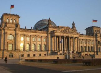 DW: Απογοήτευση στο Βερολίνο για το αποτέλεσμα του δημοψηφίσματος στα Σκόπια