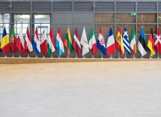 Έτοιμη η ΕΕ να δώσει παράταση στη Βρετανία για το Brexit