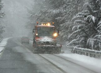 Χιόνια σε Θεσσαλονίκη – Χαλκιδική. Ακυρώσεις και καθυστερήσεις πτήσεων