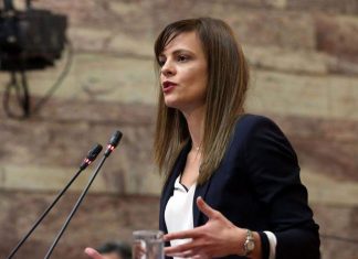 Αχτσιόγλου: Διαλύουν τα ωράρια, χαρίζουν τα πρόστιμα