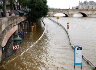 Παρίσι – Άνοδος στάθμης Σηκουάνα: 1.500 άνθρωποι απομακρύνθηκαν από τα σπίτια τους
