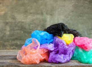 Πολύ μεγάλη μείωση της χρήσης πλαστικής σακούλας