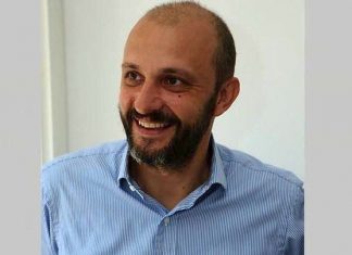 Πέθανε σε ηλικία 48 ετών ο δημοσιογράφος Νίκος Τσίτσας