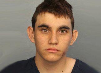 ΗΠΑ: Κατηγορίες για 17 ανθρωποκτονίες στον μακελάρη της Φλόριντα