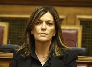 Δυσαρέσκεια Τσίπρα για το επίδομα 12.000 ευρώ της Αντωνοπούλου, που επιστρέφει τα χρήματα