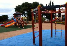 Επτά νέες παιδικές χαρές στον Πειραιά