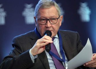 Ρέγκλινγκ για συντάξεις: “Έχουν υποσχεθεί τις μεταρρυθμίσεις αυτές”