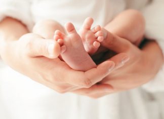 Η άνοδος της θερμοκρασίας αυξάνει τους πρόωρους τοκετούς