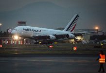 Γαλλία: Δεν βρέθηκε εκρηκτικός μηχανισμός σε αεροσκάφος της Air France