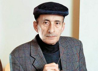 Πλήθος κόσμου στην πολιτική κηδεία του Μάνου Ελευθερίου