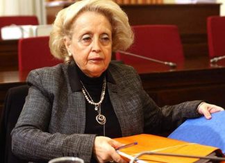 Αίτηση αναστολής και ακύρωσης κατέθεσε η Β. Θάνου