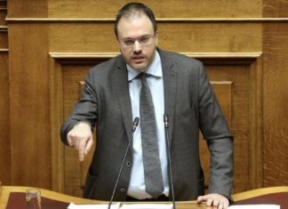 Ο Θανάσης Θεοχαρόπουλος νέος υπουργός Τουρισμού (βιογραφικό)