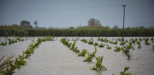 Προβλήματα από την έντονη βροχή σε νησιά Ιονίου και Πρέβεζα