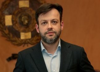 Ο Γιώργος Μπρούλιας νέος δήμαρχος της Αθήνας
