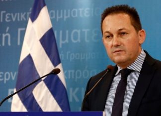 Πέτσας για φορολογικό: «Κάνουμε πράξη όλα όσα είχε εξαγγείλει ο Κ. Μητσοτάκης»