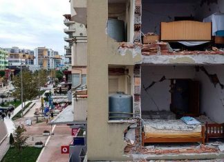Αλβανία σεισμός: Νεκρά τρία παιδιά και η μητέρα τους – 50 οι νεκροί