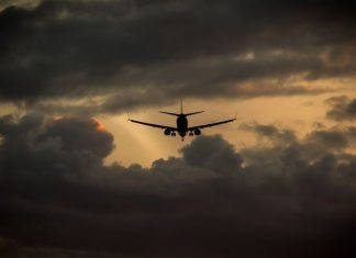 Αεροπορικές εταιρείες αναστέλλουν τις πτήσεις από και προς τη Βενεζουέλα