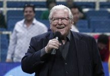 Πέθανε ο Κώστας Βουτσάς