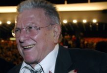 Παραμένει στη εντατική ο Κώστας Βουτσάς