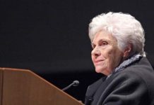 Πέθανε η Κική Δημουλά