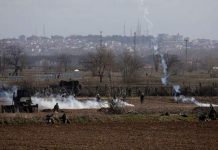 Spiegel: «Η Τουρκία κατηύθυνε τα επεισόδια στα ελληνικά σύνορα»