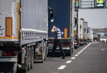 Νέοι δασμοί των ΗΠΑ σε φάρμακα, φορτηγά και έπιπλα