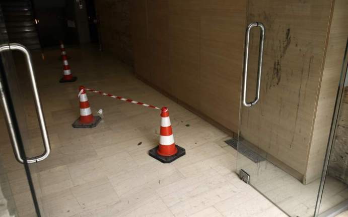 epithesi-vitrioli-34xroni-kalithea