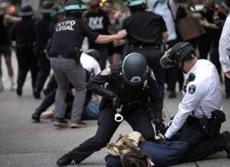 ΗΠΑ: 1 νεκρός, 11 τραυματίες σε πυροβολισμούς στην Μινεάπολις