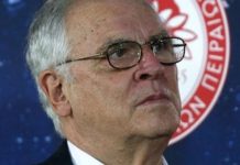 Παρουσία Τσέφεριν και Πλατινί η κηδεία του Σάββα Θεοδωρίδη (φωτογραφίες)