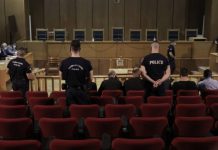 Συνεχίζεται η εισαγγελική αγόρευση στη δίκη της Χρυσής Αυγής: Βίαιη οργάνωση με φυλετικό μίσος