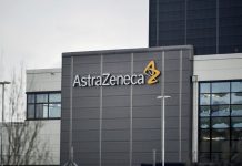 Δεν θα χορηγείται το εμβόλιο της AstraZeneca σε Έλληνες άνω των 65 ετών