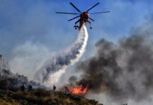 Φωτιά στα Λυχναφτιά Τήνου