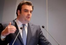 Πιερρακάκης: «Το ποσοστό της παραοικονομίας έχει πέσει στο μισό»