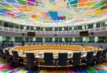 Ντομπρόβσκις: Ελπίδα για συμφωνία με το Βέλγιο για τα δεσμευμένα ρωσικά περιουσιακά στοιχεία