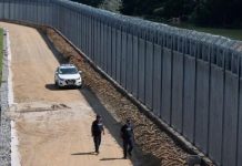 ΝΔ: Επικίνδυνος ο Βελόπουλος, διασπείρει fake news για τον φράχτη στον Έβρο