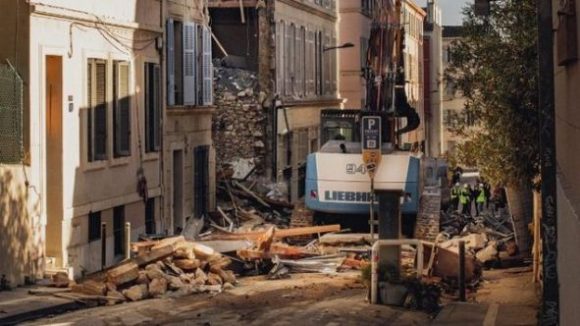 france - Tivoli Marseille -building collapse - katareysi - seismos