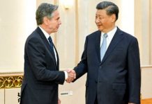 Ο Μπλίνκεν κάλεσε την Κίνα να πιέσει το Ιράν να μην επιτεθεί στο Ισραήλ