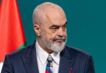 Αλβανία: Ο Ράμα εξασφαλίζει πλειοψηφία στο κοινοβούλιο