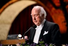 Πέθανε ο Πίτερ Χιγκς, βραβευμένος με Νόμπελ Φυσικής το 2013 για το «Σωματίδιο Χιγκς»